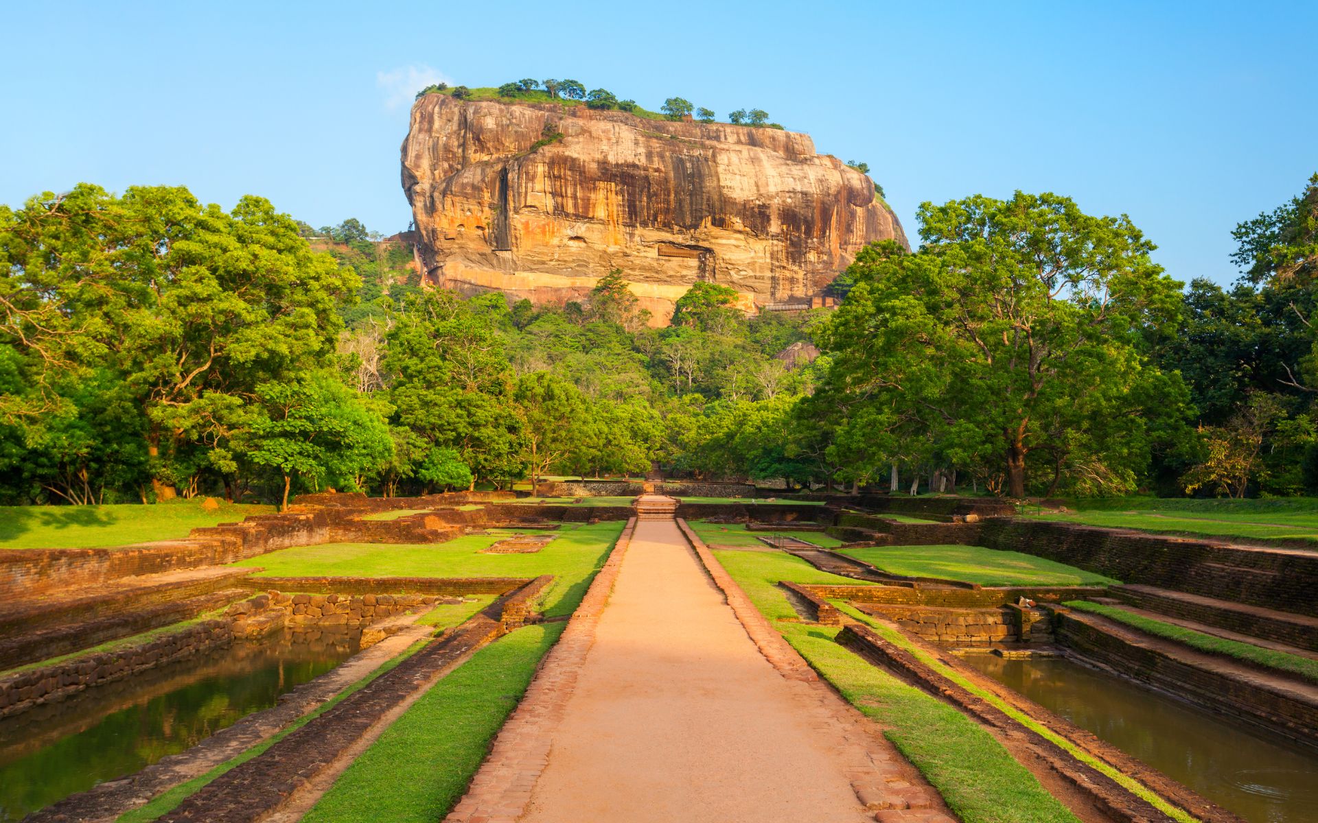 SIGIRIYA SRI LANKA